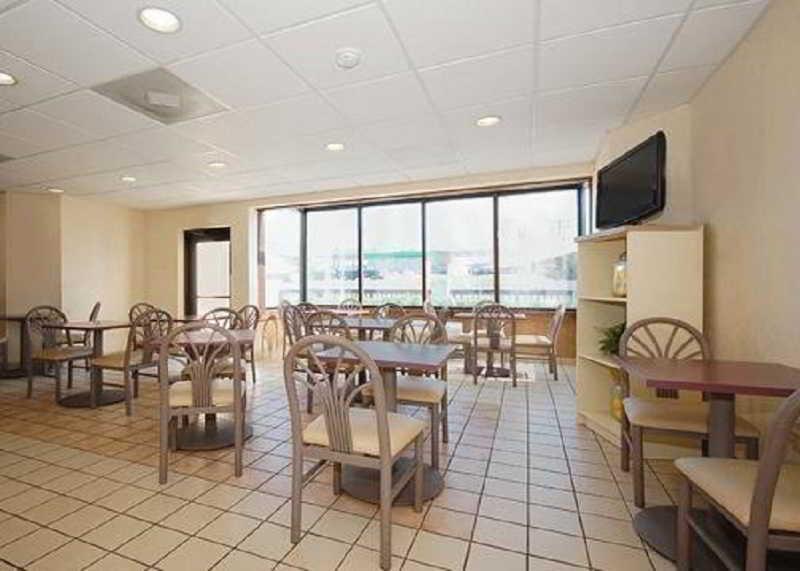 Sleep Inn Orangeburg Restaurant photo